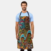 アフリカの織物:野生の動物パッチワーク。 エプロン (着用した状態)