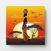 アフリカの美しい女性のシルエット in アフリカの夕日 フォトプラーク (正面)