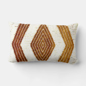 アフリカの芸術品の優雅さを受け入れる ランバークッション (裏面)