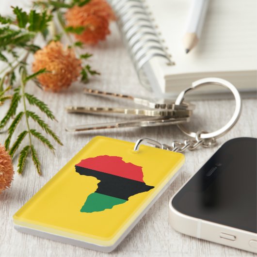 アフリカの赤く、黒い及び緑の旗 キーホルダー (正面右)