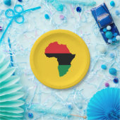 アフリカの赤く、黒い及び緑の旗 ペーパープレート (パーティー)