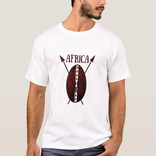 アフリカの部族風シールドと槍のアート Tシャツ (正面)