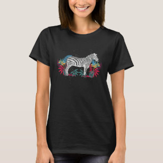 アフリカの野生のシマウマ Tシャツ