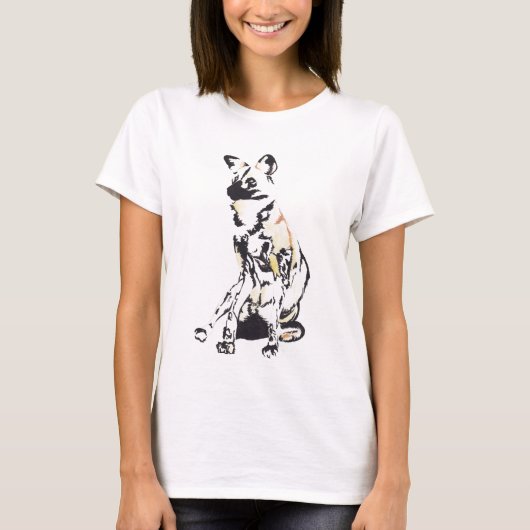 アフリカの野生の犬のティー Tシャツ (正面)
