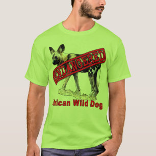 アフリカの野生の犬の絶滅寸前の動物使用製品 Tシャツ