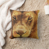 アフリカの雄ライオンのポートレート。 クッション (ブランケット)