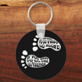 アフリカもしの諺は一人で早く行きたい キーホルダー (正面)