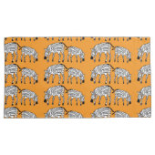 アフリカアート、キュートなケニアゼブラス柄オレンジ 枕カバー (正面右)