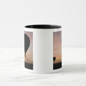 アフリカケニアマサイマラ二つの風船が滑る マグカップ (中央)