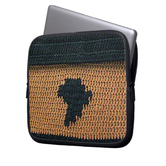アフリカブラウンアーティザンクロシェプリントエレクトロニクスバッグ ラップトップスリーブ (正面左)