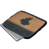 アフリカブラウンアーティザンクロシェプリントエレクトロニクスバッグ ラップトップスリーブ (正面下部)