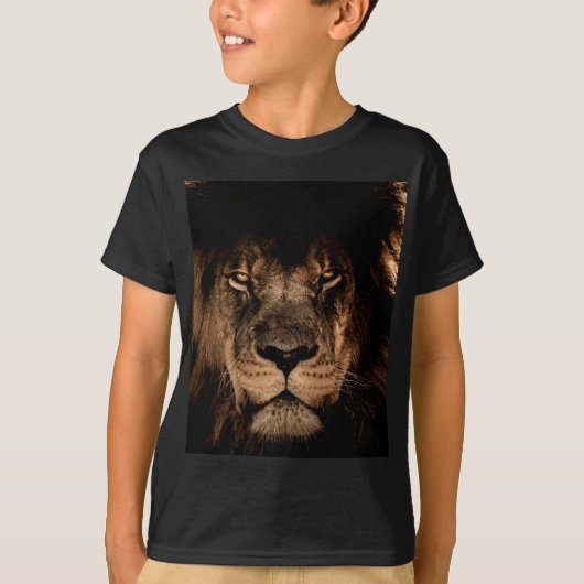 アフリカライオンのマニアの目を閉じる Tシャツ (正面)