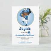 アフリカンアメリカンガールズブルーソフトボール誕生日 招待状 (スタンド正面)