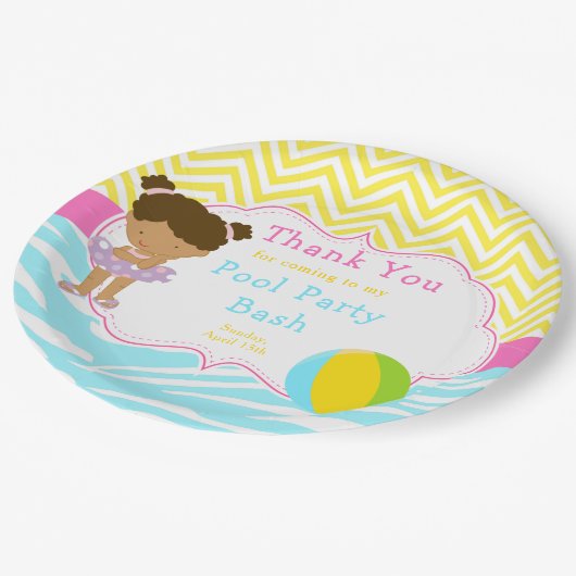 アフリカンアメリカンガールプールパーティーバッシュパーティー ペーパープレート (アングル)