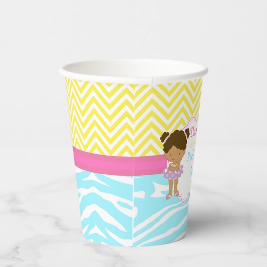 アフリカンアメリカンガールプールパーティーバッシュパーティー 紙コップ (右)