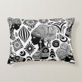 アフリカンガールポートレートトライバルタトゥー アクセントクッション (正面)