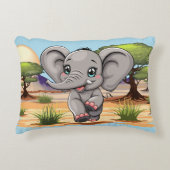 アフリカンサバンナで象のベビーが幸せにジャンプ アクセントクッション (正面)