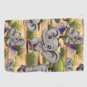 アフリカンサバンナで象のベビーが幸せにジャンプ ゴルフタオル (横)