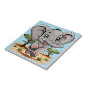 アフリカンサバンナで象のベビーが幸せにジャンプ タイル (側面)