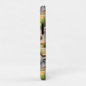 アフリカンサバンナで象のベビーが幸せにジャンプ Case-Mate iPhoneケース (裏面/右)