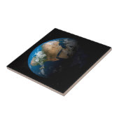 アフリカ上空の模擬雲を示す全地球。 タイル (側面)