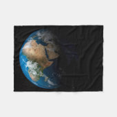 アフリカ上空の模擬雲を示す全地球。 フリースブランケット (正面(横))