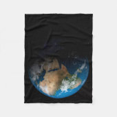 アフリカ上空の模擬雲を示す全地球。 フリースブランケット (正面)