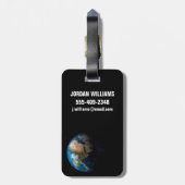 アフリカ上空の模擬雲を示す全地球。 ラゲッジタグ (裏面縦)