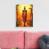 アフリカ人女性歩くイン砂漠の夕日の風景 キャンバスプリント (インサイチュ (リビング))