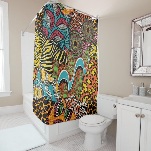 アフリカ伝統的の織物と野生動物の皮p シャワーカーテン (インサイチュ)