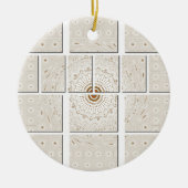 アフリカ伝統的モザイクアートプリント。 セラミックオーナメント (正面)