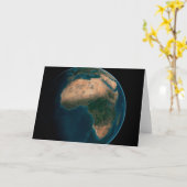 アフリカ大陸の上の宇宙から完全な地球。 カード (黄色い花)