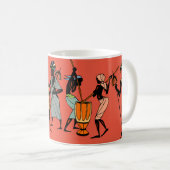アフリカ女性料理と踊り コーヒーマグカップ (正面右)
