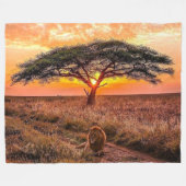 アフリカ平野のライオン フリースブランケット (正面(横))