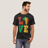アフリカ愛誇りを持ったアフリカ系アメリカ人ブラック史M Tシャツ (正面フル)