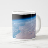 アフリカ沖のモーリタニアと西サハラ ジャンボコーヒーマグカップ (正面右)