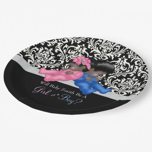 アフリカ系アメリカ人が赤ちゃんシャワーを明かす ペーパープレート (アングル)
