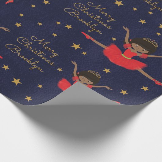 アフリカ系アメリカ人のクリスマスバレリーナをパーソナライズ ラッピングペーパー (角)