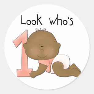 アフリカ系アメリカ人の女の子の第1誕生日のTシャツ ラウンドシール