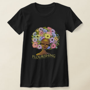 アフリカ系アメリカ人の女性と花 Tシャツ