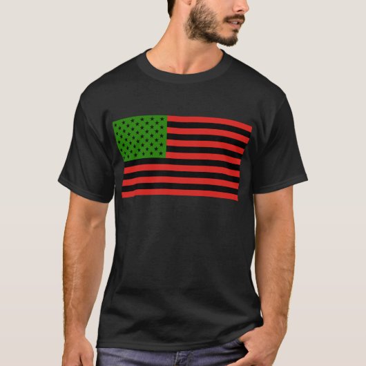 アフリカ系アメリカ人の旗-赤い黒いおよび緑 Tシャツ (正面)