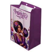 アフリカ系アメリカ人の母と娘の幸せな母の日 ミディアムペーパーバッグ (裏面アングル)