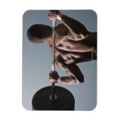 アフリカ系アメリカ人の男性がジムを作る2 マグネット (縦)