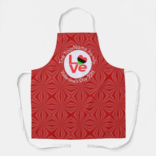 アフリカ系アメリカ人の赤文字LOVEフラグのパーソナライズ エプロン (正面)