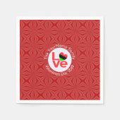 アフリカ系アメリカ人の赤文字LOVEフラグのパーソナライズ スタンダードカクテルナプキン (正面)