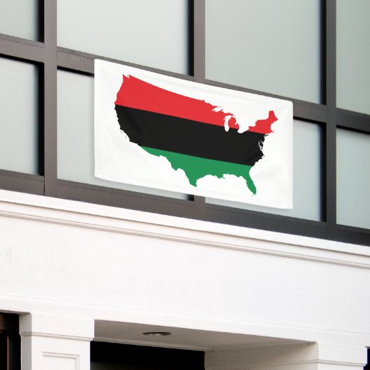 アフリカ系アメリカ人の_の赤く、黒い及び緑色 横断幕 (ビルの外側)