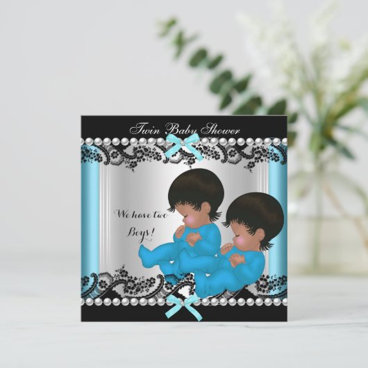 アフリカ系アメリカ人ツインボーイズ赤ちゃんシャワーブルー3 招待状 (スタンド正面)