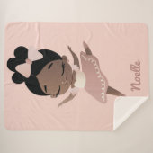 アフリカ系アメリカ人プリンセスバレリーナとボウ、ピンク シェルパブランケット (正面(横))