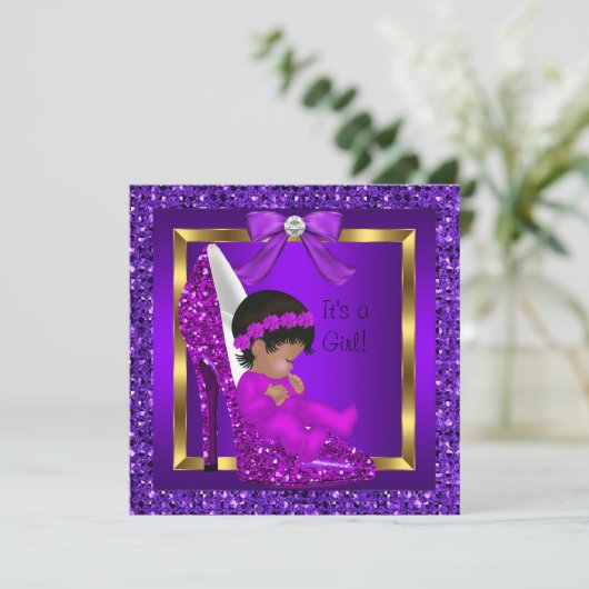 アフリカ系アメリカ人ベビーシャワーガールパープルグリッター 招待状 (スタンド正面)