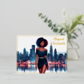 アフリカ系アメリカ人モダン女性のかわいらし装飾 箔シーズンポストカード (立ち正面)